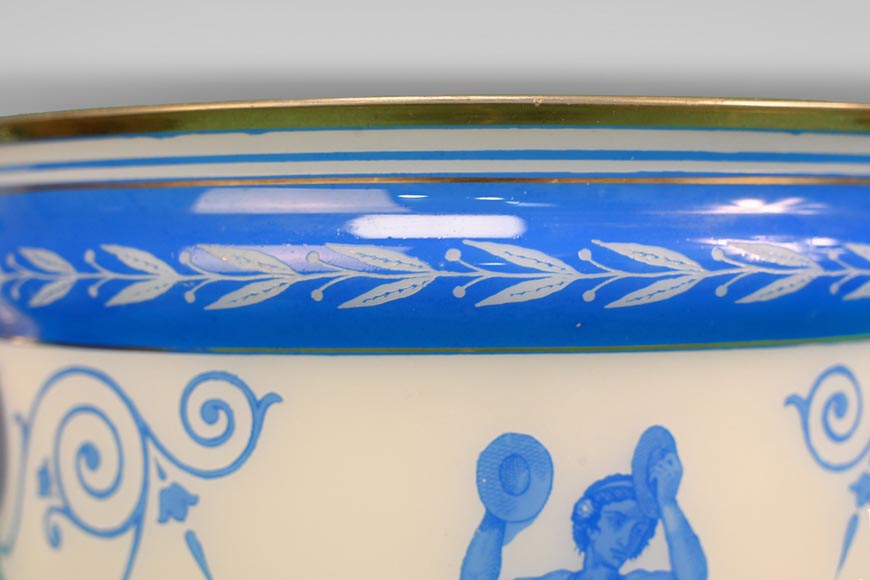 BACCARAT, Crystal Vase with Neo-Greek Decoration, circa 1867 BACCARAT, Crystal Vase with Neo-Greek Decoration, circa 1867-7