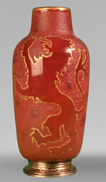 DAUM brothers, Vase with a Rampant Lion, circa 1893 DAUM brothers, Vase with a Rampant Lion, circa 1893-0