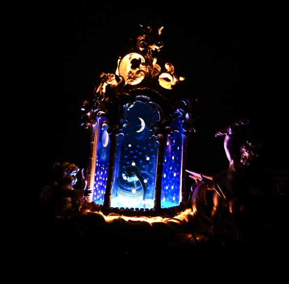 Art foundry of Johann HERZNER (attributed to), Lantern with rich rococo decoration, Second half of the 19th century Art foundry of Johann HERZNER (attributed to), Lantern with rich rococo decoration, Second half of the 19th century-4