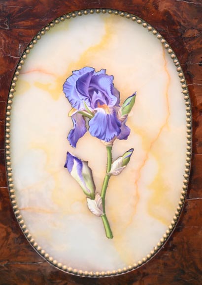 Julien Nicolas RIVART, Two Alabaster Panels Inlaid with a Tulip and an Iris in Porcelain, after 1849 Julien Nicolas RIVART, Two Alabaster Panels Inlaid with a Tulip and an Iris in Porcelain, after 1849-4