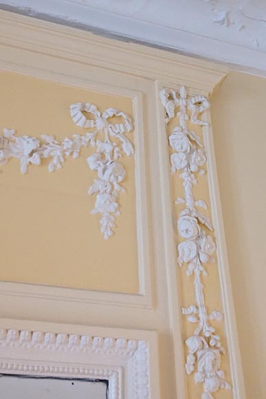 Louis XVI style trumeau decorated with a basket and garlands of flowers Louis XVI style trumeau decorated with a basket and garlands of flowers-3