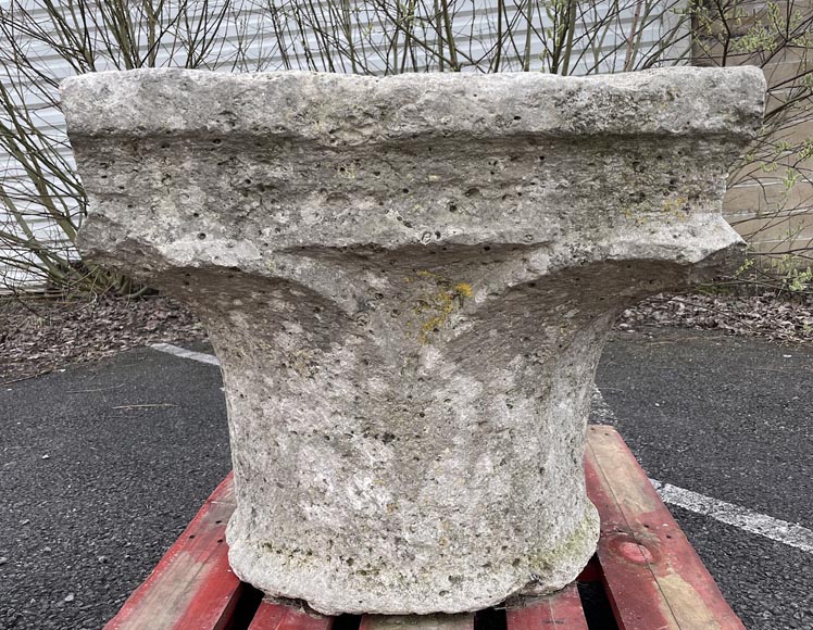 Stone column capital, Gothic period Stone column capital, Gothic period-2