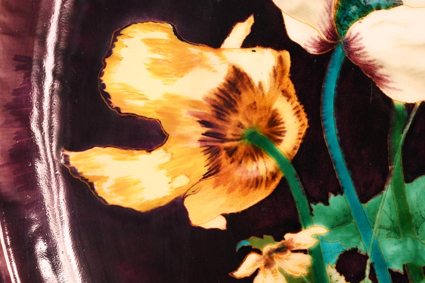 Théodore DECK, circular dish with eggplant base with swallows Théodore DECK, circular dish with eggplant base with swallows-3