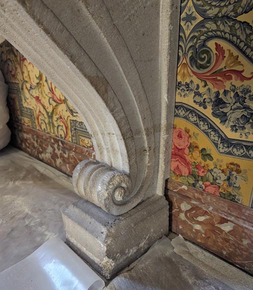 Languedoc marble console with stone legs Languedoc marble console with stone legs-8