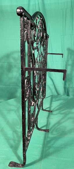 Cast-iron screnn with shell, 18th century Cast-iron screnn with shell, 18th century-10