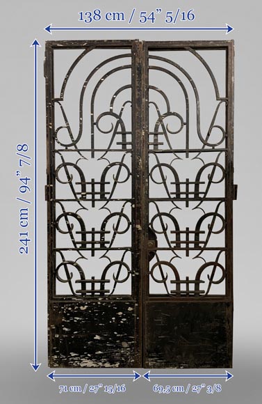 Double cast iron door with geometric decoration Double cast iron door with geometric decoration-7