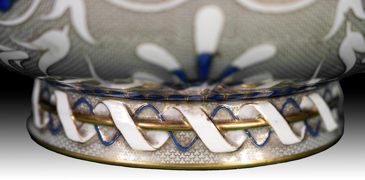 SÈVRES Manufacture, Delhy Vase, 1852 SÈVRES Manufacture, Delhy Vase, 1852-5