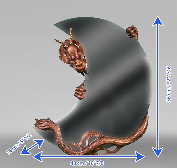 MARNYHAC House (attributed), Japanese-style crescent moon mirror decorated with a bronze dragon with a brown patina MARNYHAC House (attributed), Japanese-style crescent moon mirror decorated with a bronze dragon with a brown patina-8