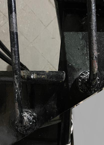 Spiral staircase in painted oak Spiral staircase in painted oak-8