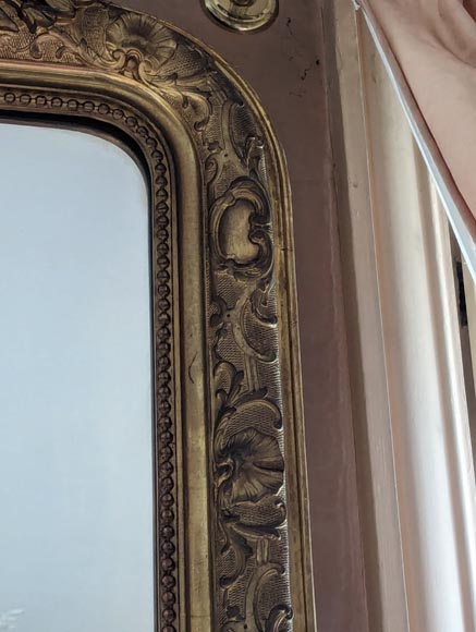 Regency-style gilded trumeau Regency-style gilded trumeau-4