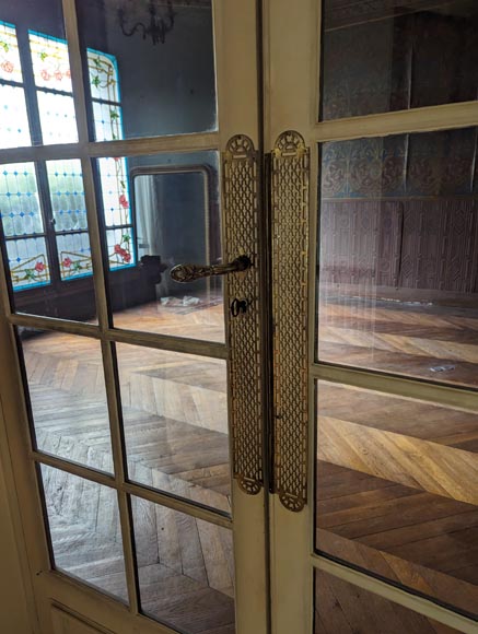 Small-paned double door Small-paned double door-3