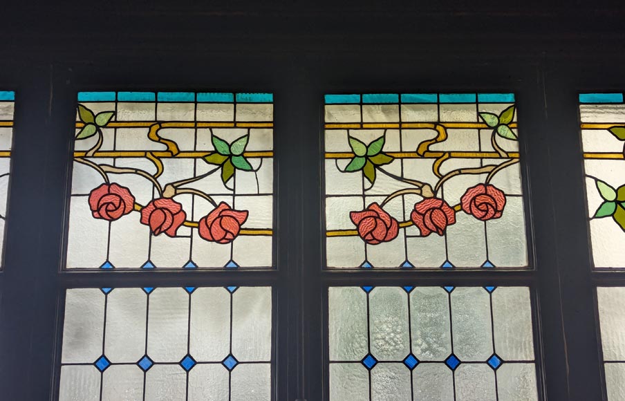 Large Napoleon III stained glass window with rose decorations Large Napoleon III stained glass window with rose decorations-3