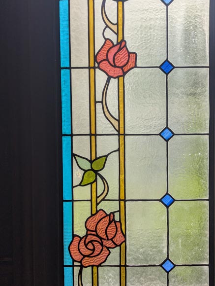 Large Napoleon III stained glass window with rose decorations Large Napoleon III stained glass window with rose decorations-6