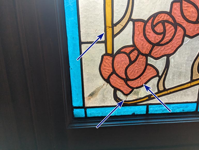 Large Napoleon III stained glass window with rose decorations Large Napoleon III stained glass window with rose decorations-11