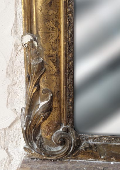 Louis XV-style gilded trumeau with engraved decoration Louis XV-style gilded trumeau with engraved decoration-5