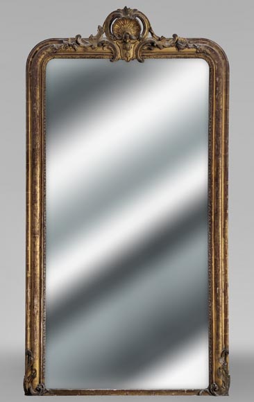 Louis XV style gilded trumeau with openwork shells Louis XV style gilded trumeau with openwork shells-0