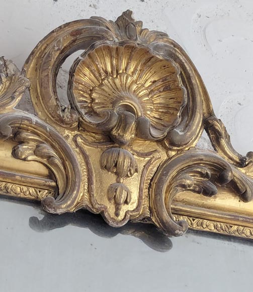 Louis XV style gilded trumeau with openwork shells Louis XV style gilded trumeau with openwork shells-2