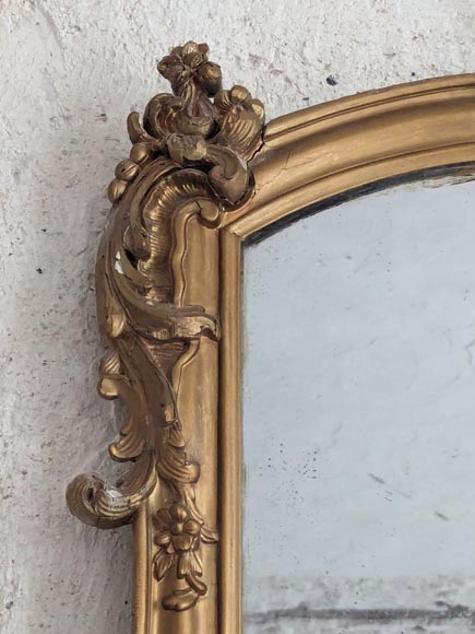 Napoleon style trumeau decorated with a bouquet of flowers, painted Napoleon style trumeau decorated with a bouquet of flowers, painted-3