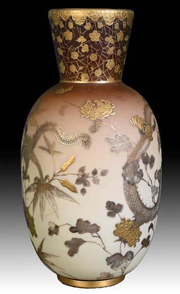 Jules Barbe for Thomas Webb (attributed to), Japanese-style Vase with Dragons, late 19th Century  Jules Barbe for Thomas Webb (attributed to), Japanese-style Vase with Dragons, late 19th Century -1