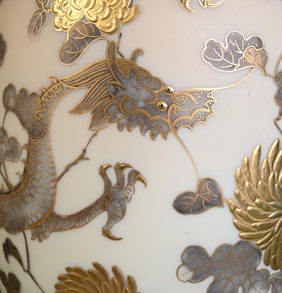 Jules Barbe for Thomas Webb (attributed to), Japanese-style Vase with Dragons, late 19th Century  Jules Barbe for Thomas Webb (attributed to), Japanese-style Vase with Dragons, late 19th Century -6