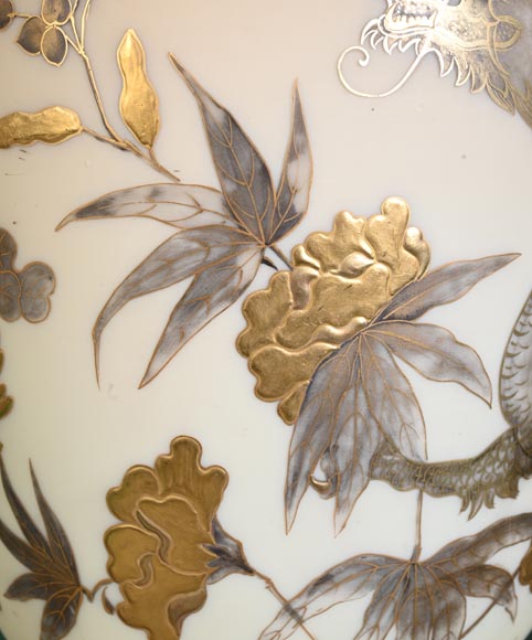 Jules Barbe for Thomas Webb (attributed to), Japanese-style Vase with Dragons, late 19th Century  Jules Barbe for Thomas Webb (attributed to), Japanese-style Vase with Dragons, late 19th Century -10