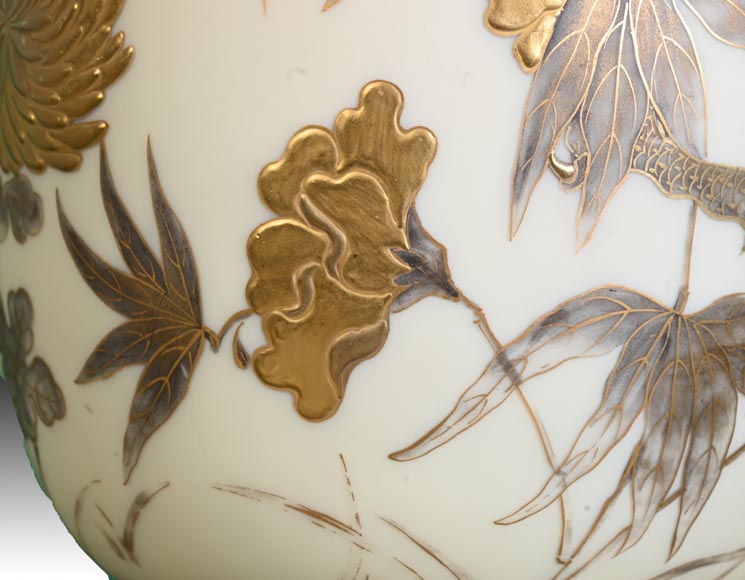 Jules Barbe for Thomas Webb (attributed to), Japanese-style Vase with Dragons, late 19th Century  Jules Barbe for Thomas Webb (attributed to), Japanese-style Vase with Dragons, late 19th Century -11