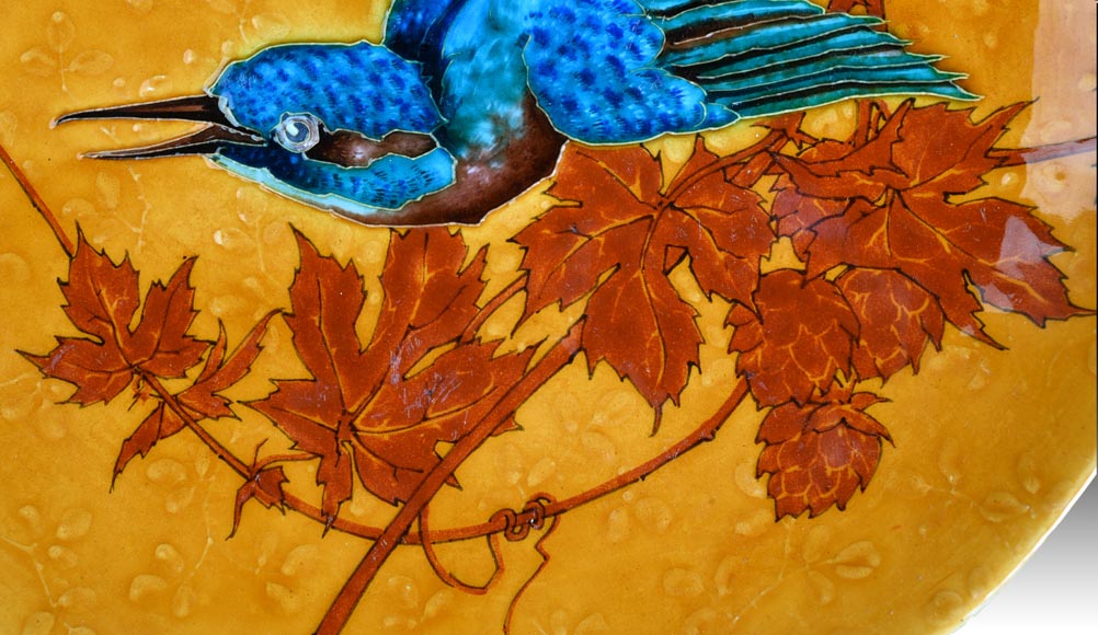 O. Milon, Émile Diffloth, Ornamental Dish with Hummingbird, late 19th century O. Milon, Émile Diffloth, Ornamental Dish with Hummingbird, late 19th century-3