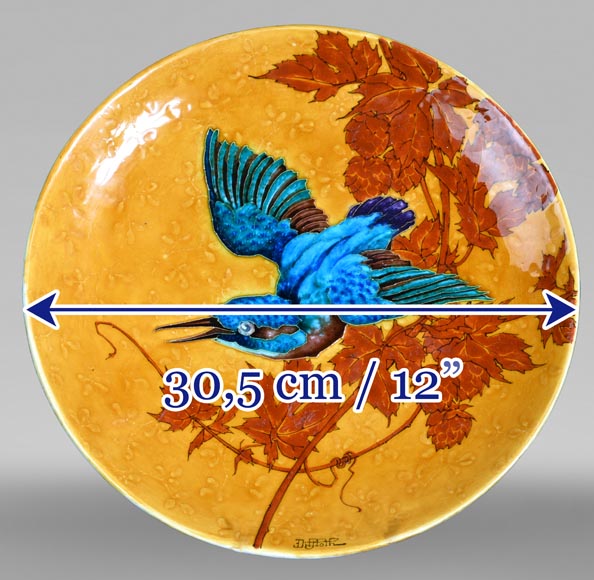 O. Milon, Émile Diffloth, Ornamental Dish with Hummingbird, late 19th century O. Milon, Émile Diffloth, Ornamental Dish with Hummingbird, late 19th century-9