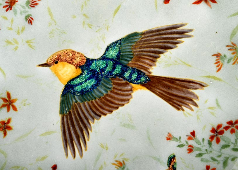 Théodore DECK, Dish decorated with iridescent bird and insects, circa 1880-1900 Théodore DECK, Dish decorated with iridescent bird and insects, circa 1880-1900-1