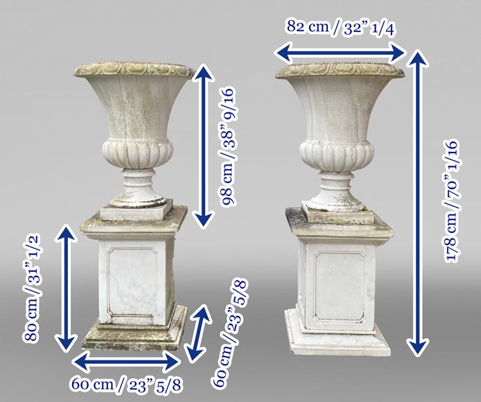 Pair of white marble Medici vases, 1980 Pair of white marble Medici vases, 1980-11