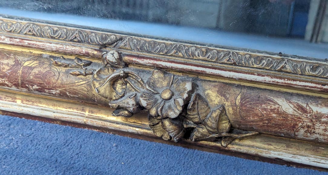 Napoleon III style gilded trumeau with richly decorated palmette motif Napoleon III style gilded trumeau with richly decorated palmette motif-7