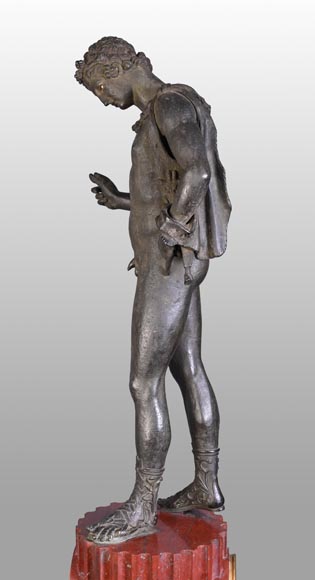 Parisian Clockmaker, Clock with “Narcissus” of Pompeii, late 19th Century Parisian Clockmaker, Clock with “Narcissus” of Pompeii, late 19th Century-10