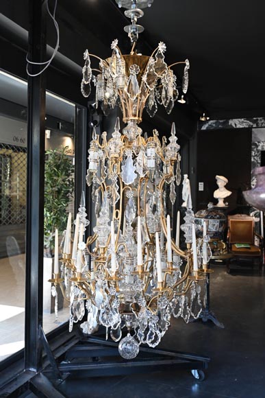 Twenty-Four-Arm Chandelier Based on Château de Versailles Chandeliers, 20th century Twenty-Four-Arm Chandelier Based on Château de Versailles Chandeliers, 20th century-1
