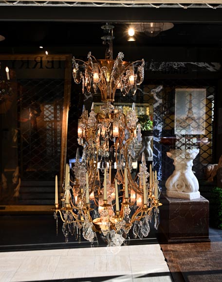 Twenty-Four-Arm Chandelier Based on Château de Versailles Chandeliers, 20th century Twenty-Four-Arm Chandelier Based on Château de Versailles Chandeliers, 20th century-11