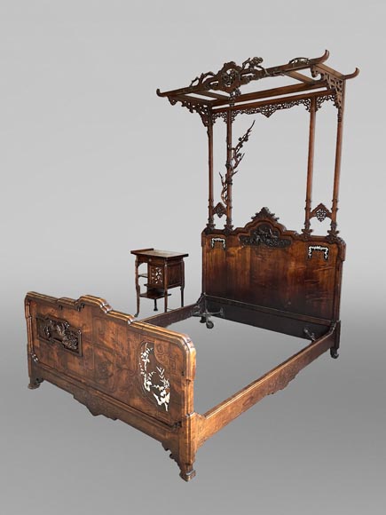 Gabriel VIARDOT, Japonist bed with a canopy and accompanying nightstand, second half of the 19th century Gabriel VIARDOT, Japonist bed with a canopy and accompanying nightstand, second half of the 19th century-1