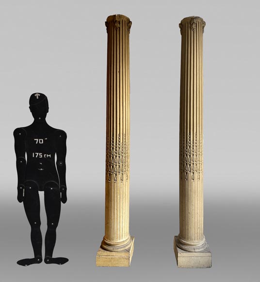 Pair of columns with oak leaves in carved wood and stucco, late 19th century Pair of columns with oak leaves in carved wood and stucco, late 19th century-0