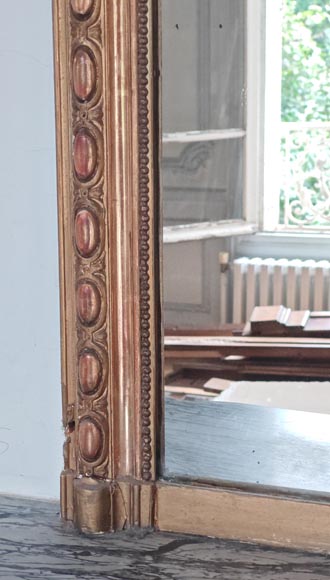 Gilded Louis XV style trumeau adorned with an openwork palmette Gilded Louis XV style trumeau adorned with an openwork palmette-5