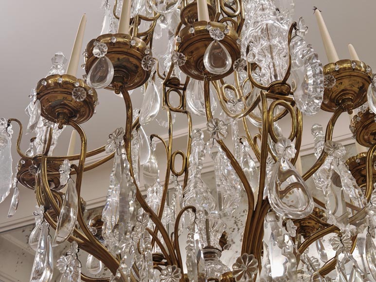 Pair of modern crystal chandeliers, Versailles models Pair of modern crystal chandeliers, Versailles models-16
