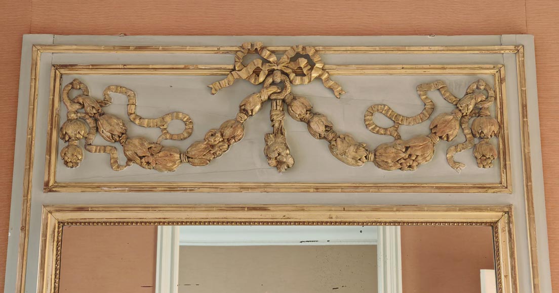 Louis XVI period gilded trumeau decorated with a garland of flowers Louis XVI period gilded trumeau decorated with a garland of flowers-1