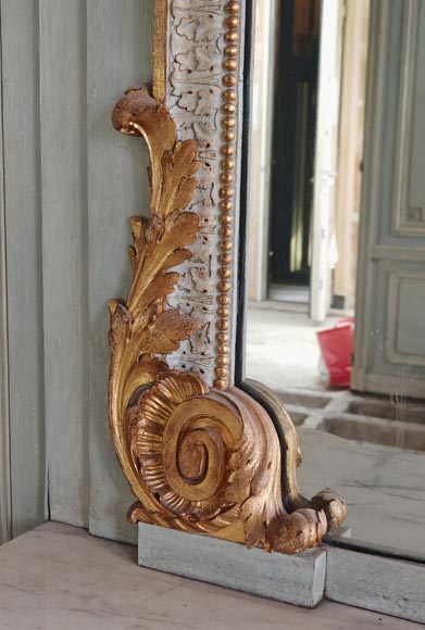 Napoleon III style trumeau in wood adorned with a garland of flowers Napoleon III style trumeau in wood adorned with a garland of flowers-8