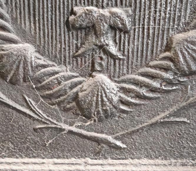 Small plaque on the collar of the Order of Saint Michael Small plaque on the collar of the Order of Saint Michael-4