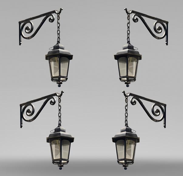Superb set of four Regency style lanterns Superb set of four Regency style lanterns-0