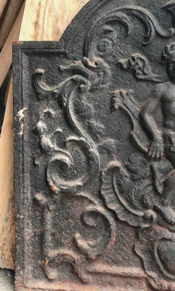 Louis XV style fireback with representation of Apollo Louis XV style fireback with representation of Apollo-2