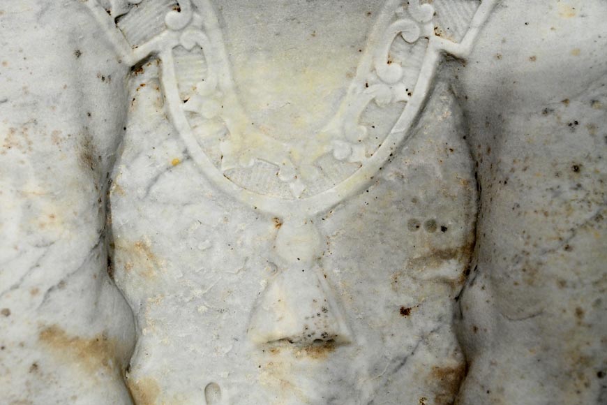 Pair of Sculpted Carrara Marble Sphinxes, 19th Century Pair of Sculpted Carrara Marble Sphinxes, 19th Century-8