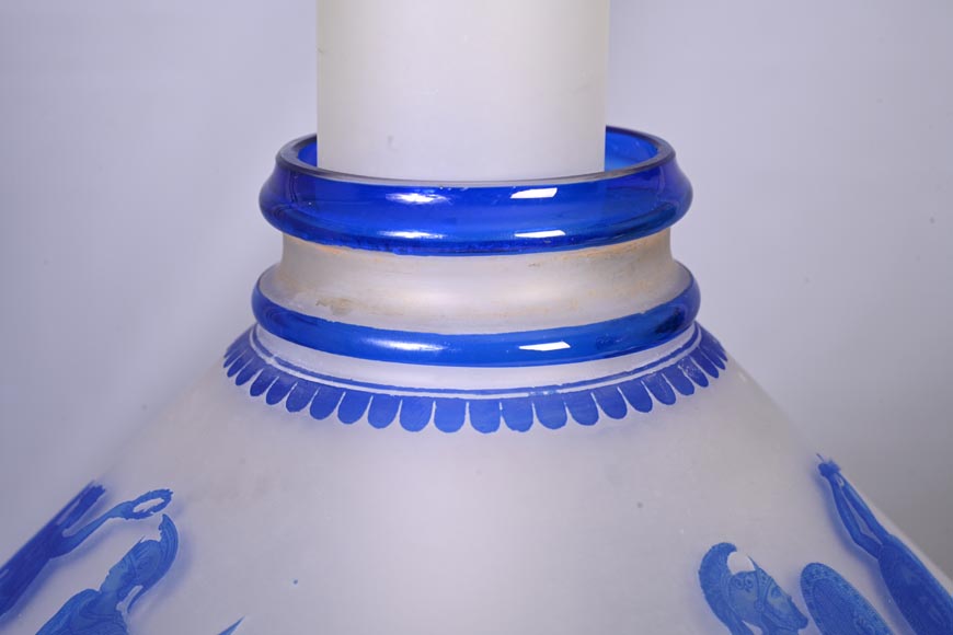 Napoleon III period lamp with engraved glass shade in Greek Revival style Napoleon III period lamp with engraved glass shade in Greek Revival style-2