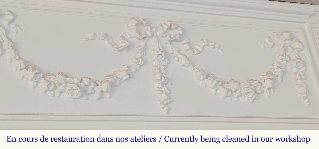 Louis XVI style trumeau decorated with a garland of flowers Louis XVI style trumeau decorated with a garland of flowers-2