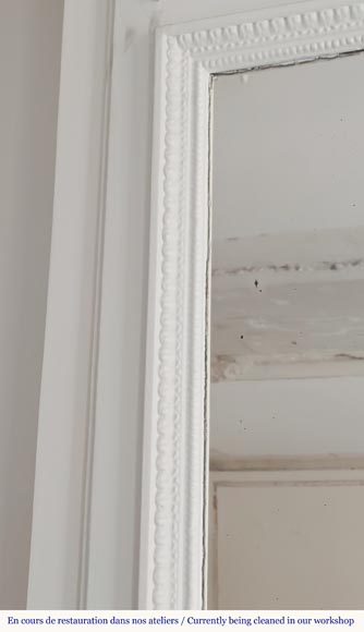 Louis XVI style trumeau decorated with a garland of flowers Louis XVI style trumeau decorated with a garland of flowers-3