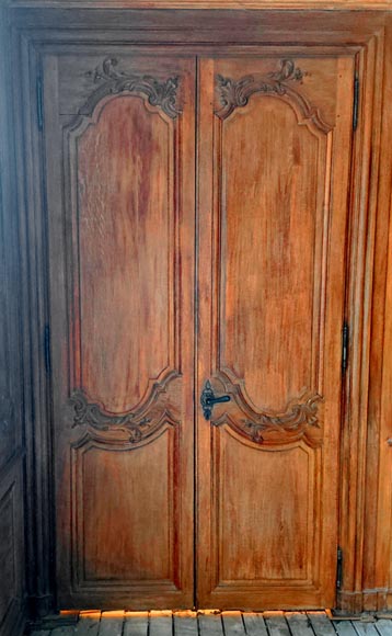 Louis XV Style Carved Oak Boiserie with Antique Elements Louis XV Style Carved Oak Boiserie with Antique Elements-7
