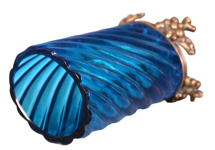 Signed Pair of Blue BACCARAT Crystal Vases with Gilt Bronze Mounts – Late 19th Century Signed Pair of Blue BACCARAT Crystal Vases with Gilt Bronze Mounts – Late 19th Century-7