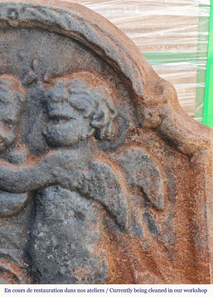 Small Louis XV period plaque with putti Small Louis XV period plaque with putti-3